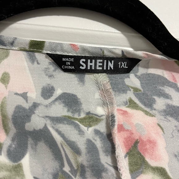 Boho coverup one size (fits plus size too) - Picture 2 of 3